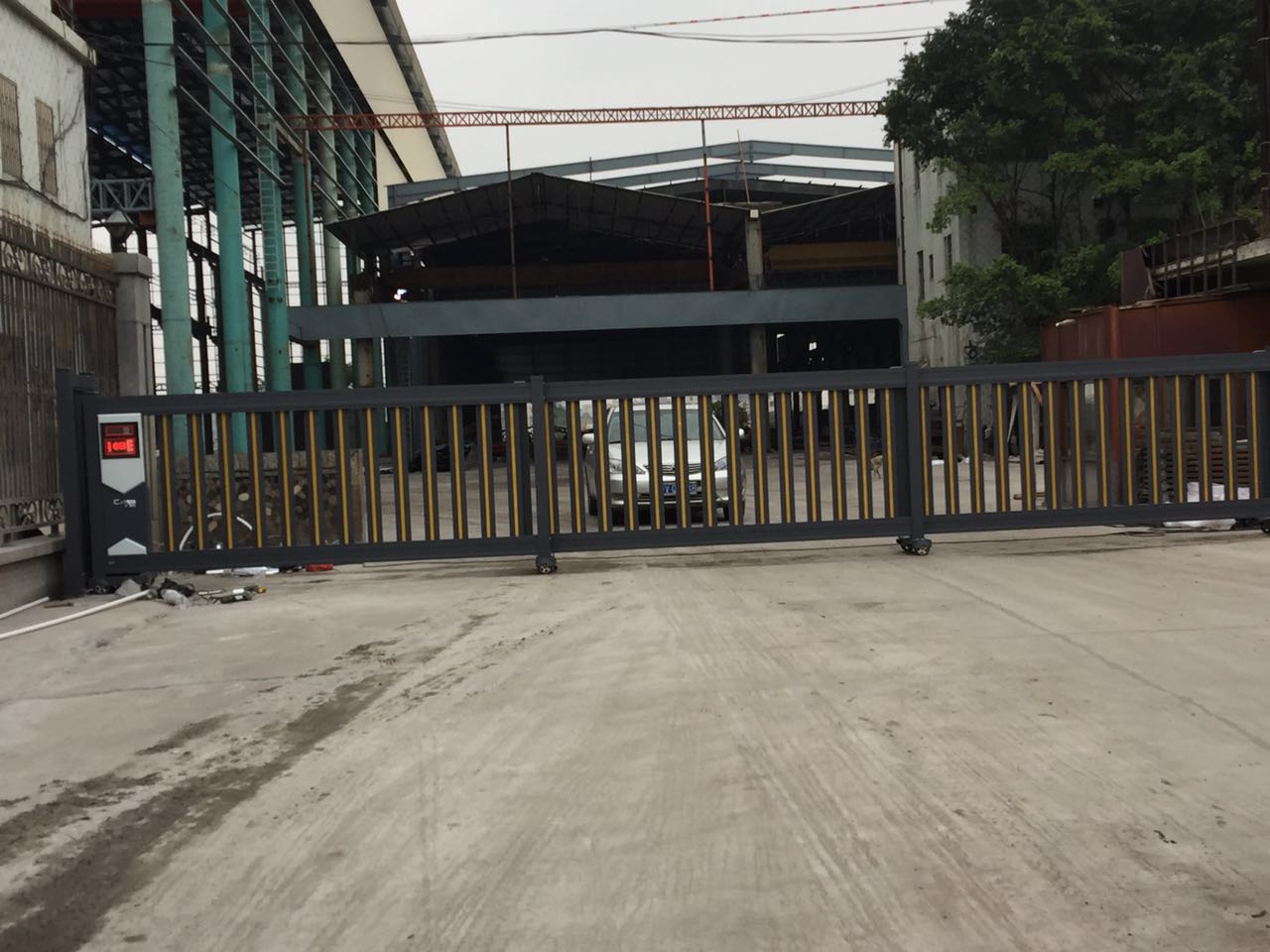 西林县西林县济南分段平移门