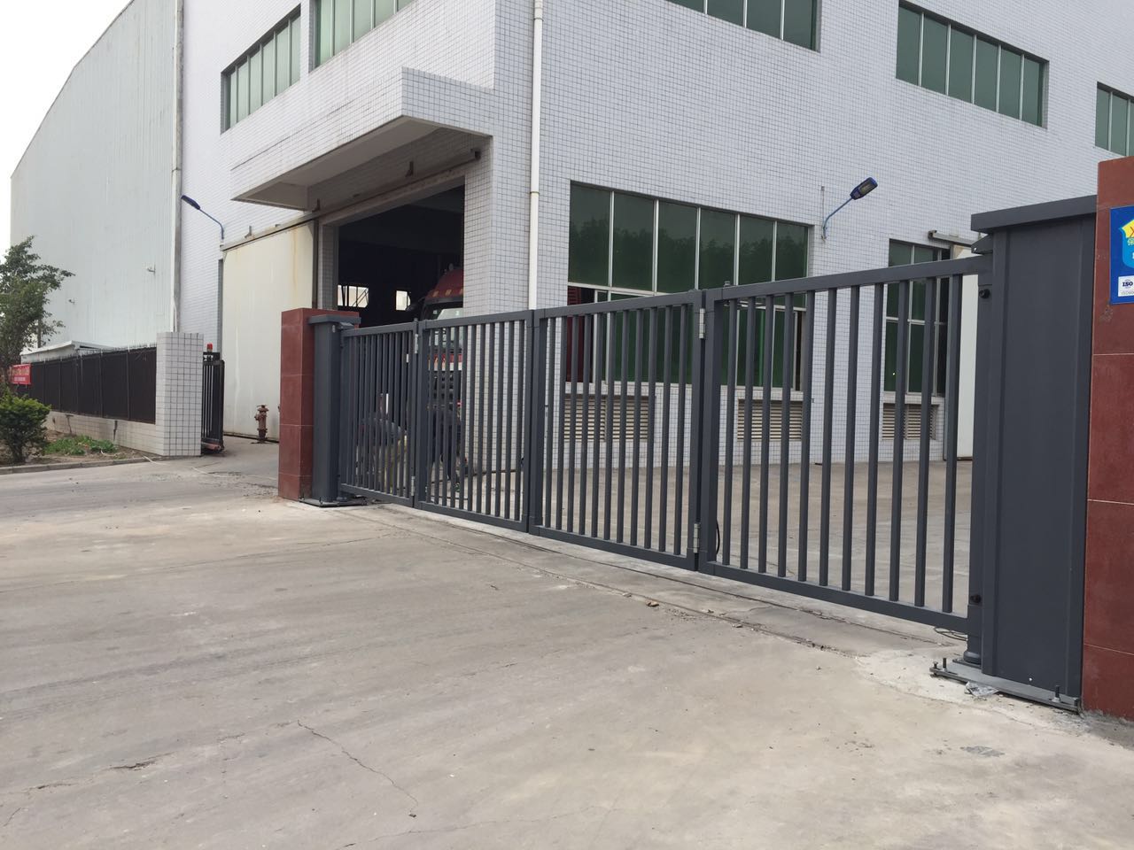 西林县西林县无锡市悬浮门